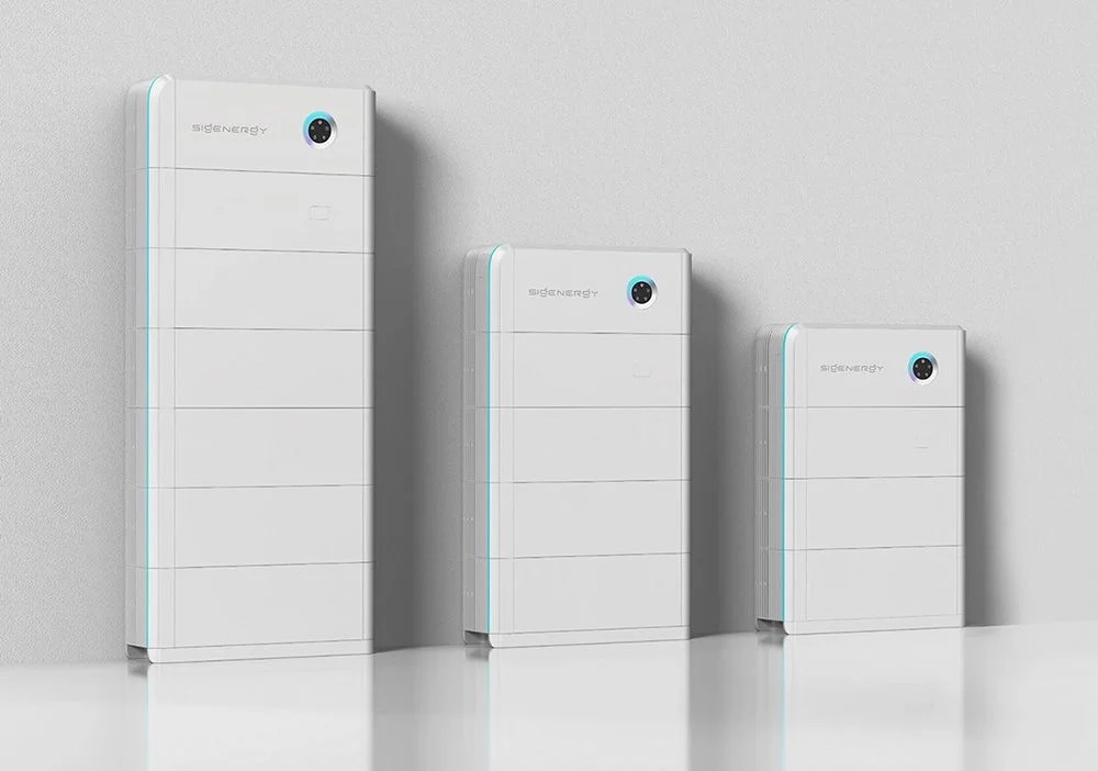 Sigenergy SigenStor thuisbatterijen naast elkaar